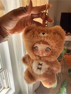 Nommi Plush Bear Doll Keychain - Tan Faux Fur with Interchangeable Eye Color